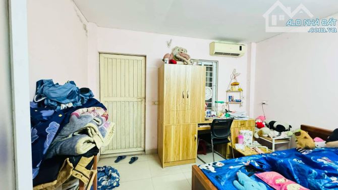 BÁN NHÀ PHỐ CHỢ KHÂM THIÊN ĐỐNG ĐA 35m 4T Mt 4.5m GIÁ 5.5 TỶ NGÕ THÔNG KINH DOANH - 3