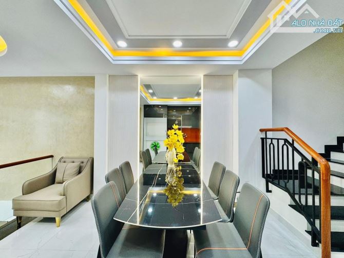 Chốt ngay căn nhà đẹp 50.4m2 ngay Bến Vân Đồn, Quận 4. Giá: 3 Tỷ 120. SHR, hẻm ô tô thông - 3