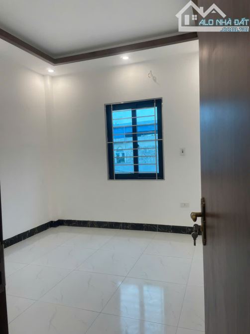 BÁN NHÀ 53M² X 3 TẦNG – GIÁ CHỈ NHỈNH 3 TỶ – CÁCH BẾN XE YÊN NGHĨA 4KM - 3