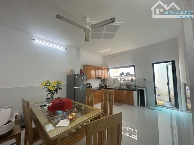 MẶT TIỀN KD sát CHỢ GIÃN DÂN 2 TẦNG  P .HIỆP THÀNH Q12,dt 100m² (4mx24m)💰6.79tỷ - 3