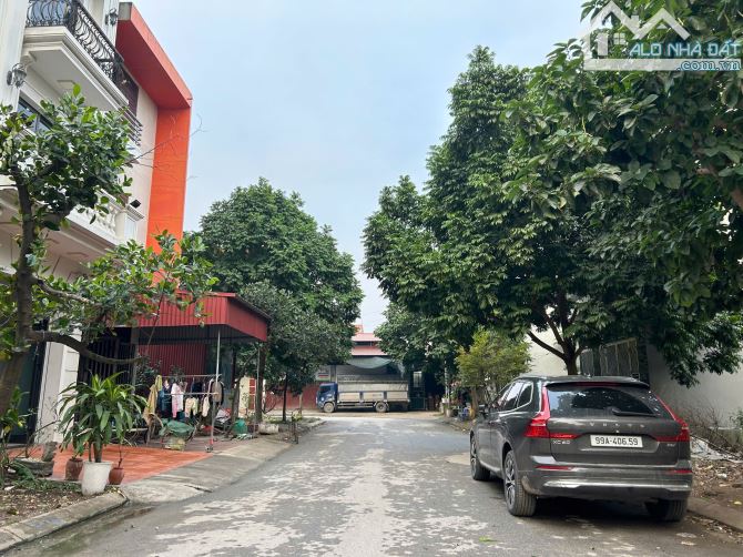 Bán nhà 3 tầng khu Xuân Ổ B, làn 3 QL1A, P. Võ Cường, TP. Bắc Ninh. Giá 6.8 tỷ - 3