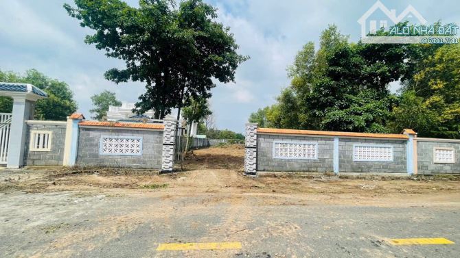 Sát Tỉnh lộ 44B- Phước Hội -CHỈ 3 tỷ2,DT: 531m2- ngang 15.2x35m-100 thổ cư, - 3