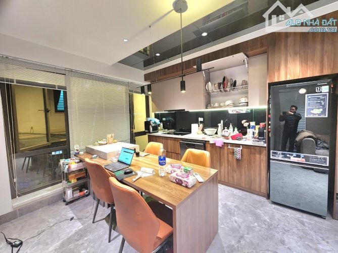 💥💥💥PHỐ TRẠM-NHÀ MỚI KÍNH KOONG -LÔ  GÓC 50M2- ÔTÔ  NGỦ TRONG NHÀ-NHỈNH 12 TỶ - 3