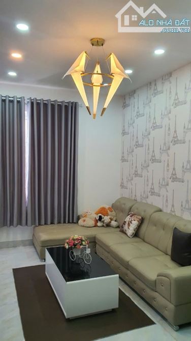 Mặt Tiền Lê Lư Tân Phú 2 Tầng 70m2 Ngang 4.6m Chỉ 7 Tỷ 5 - 3