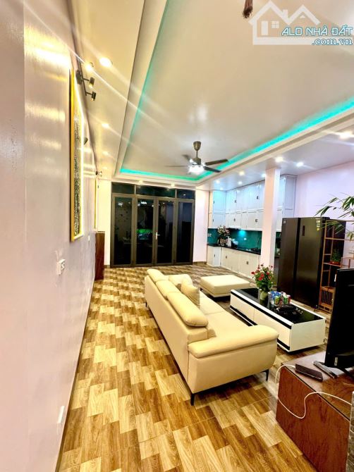GIÁ RẺ CỰC SỐC – NHÀ MỚI 4 TẦNG – TRUNG TÂM THANH XUÂN – GẦN PHỐ – NGÕ TO – FULL NỘI THẤT - 3