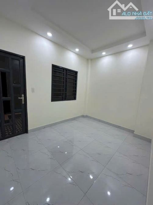 NHÀ ĐẸP KHU TÊN LỬA – HẺM THÔNG Ô TÔ – NGANG KHỦNG 5M – CHỈ 7.9 TỶ Đường số 6, P. An Lạc A - 3
