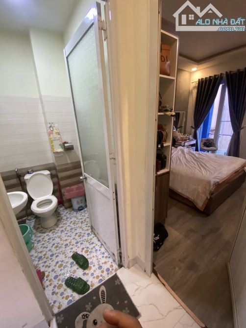 ♣ Nhà Góc kiệt 40m ra Điện Biên Phủ, 42m2, 3 tầng sạch đẹp, 3.15 tỷ - 3