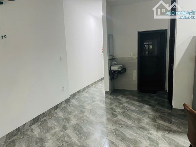 💥 Nhà 2 Tầng Mặt Tiền Nguyễn Duy Trinh, Gần Bãi Tắm Tân Trà, Ngang 6.5m, DT 156m² - 3