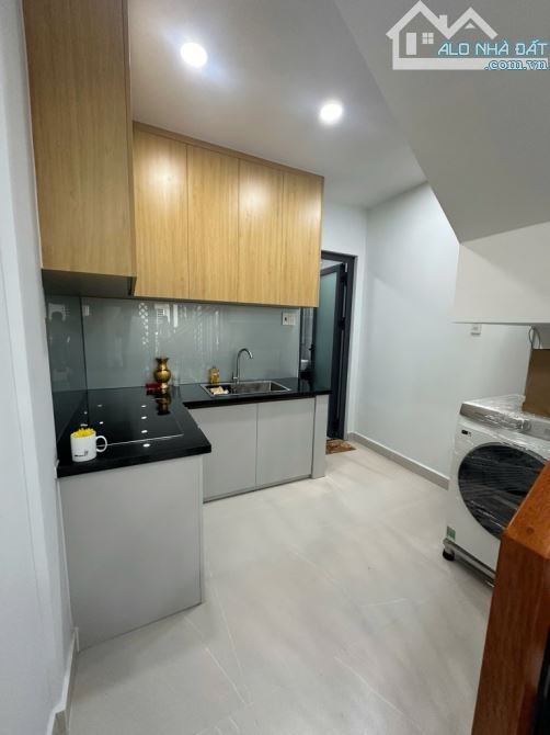 Nhà Trần Bình Trọng, Diện Tích 21m2, 2 Tầng, Giá 3,6 Tỷ, Bình Thạnh - 3