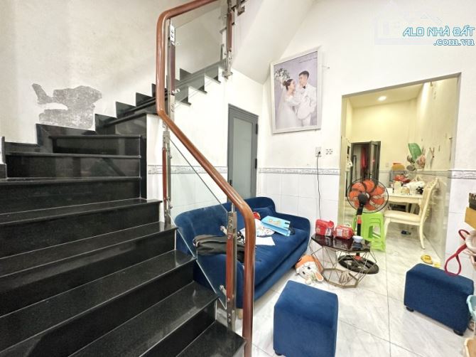 Bán Nhà Quận 3, Đường Lê Văn Sỹ,4 Tầng, 55m2, sát mặt tiền gần cầu LVS chỉ 6 tỷ 900 TL - 3