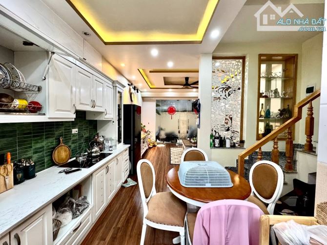 BÁN NHÀ PHƯƠNG LƯUU CHỈ SAU NHÀ MẶT ĐƯỜNG - 3