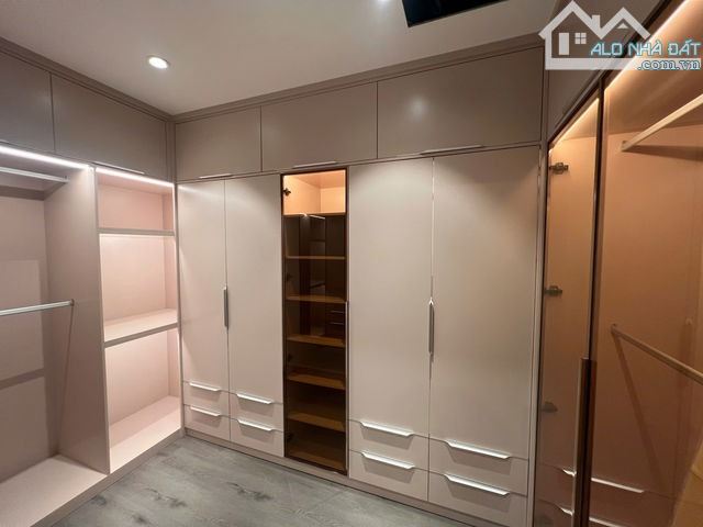 Bán nhà Kẻ Tạnh Giang Biên Long biên 180m 6t mt 7m 50 tỷ ô tô vào nhà, ngõ thông ô tô - 3