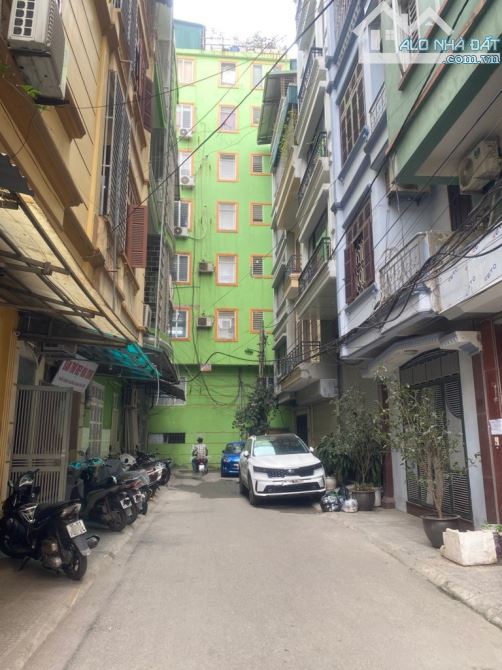 Bán căn hộ studio Nguyễn Xiển! Đẹp lộng lẫy, phân lô ô tô, pccc đảm bảo, ~60m2 2n2wc 2.tỷ - 3