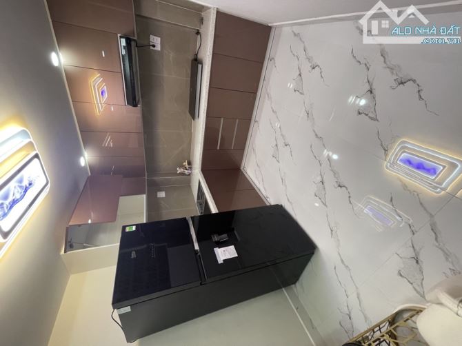 💥 NGAY MERCEDES QUANG TRUNG - CĂN GÓC - 4 TẦNG - HẺM XE TẢI TRÁNH CÁCH 1 CĂN - NHỈNH 7🌹 - 3