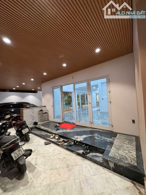 🌟 BIỆT THỰ Đ. TRẦN SÂM, SƠN TRÀ – 3 TẦNG + LỬNG + TUM, PENTHOUSE & 7 CĂN HỘ 🌟 - 3