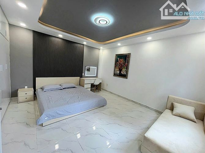 Bán nhà Lê Quang Định - Bình Thạnh - 5 tầng -51.6m2 - 4PN - Ô tô ngủ trong nhà - 8 tỷ TL - 3