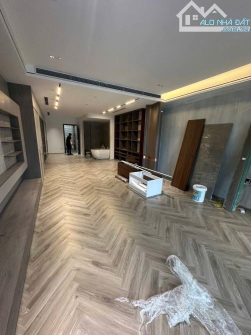 Nhà Đẹp Nguyễn Văn Cừ, Ngọc Lâm, 7 Tầng Thang Máy, 100m2,  5m Mặt Tiền, Gara Ôtô - 3