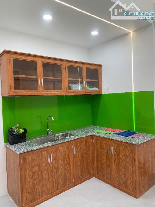 Nhà 2 tầng, 82m2 6m x 14m, 4PN, dòng tiền 7tr, Võ Trần Trí, chỉ 3.x tỷ - 3
