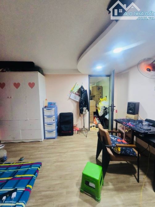 Mặt tiền đường số 28 P.6 GV - 3 tầng 68m2- gần chợ An Nhơn - Nhỉnh 10 tỷ - 3