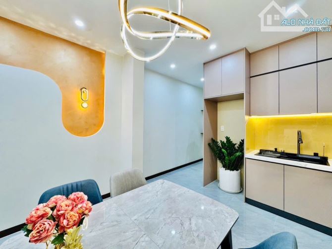 💯 NHÀ ĐẸP XÔ VIẾT NGHỆ TĨNH UNG VĂN KHIÊM - P25 BÌNH THẠNH - HẺM 3,5M - 3 TẦNG BTCT - GIÁ - 3