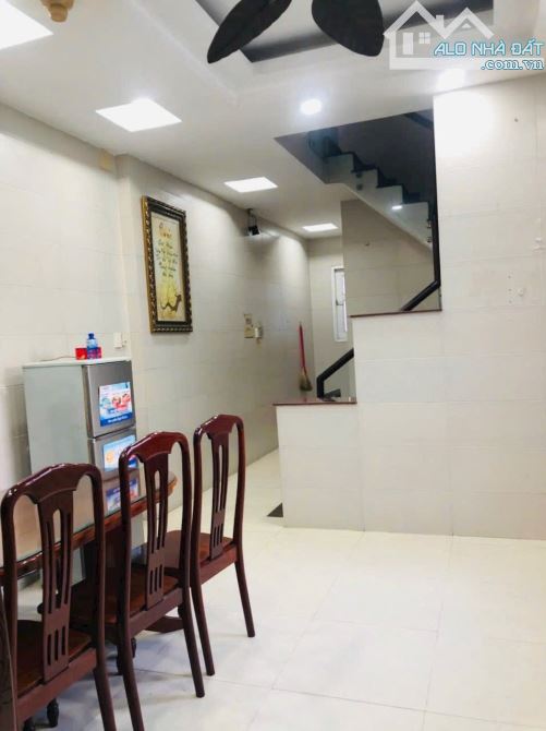 Nhà bán dt 96m2 đúc 5 tầng mặt tiền đường Tô Ngọc Vân, phường Thạnh Xuân, Q.12 giá 8tyxxx - 3