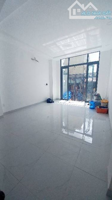 Bán nhà 77m2 - 4 tầng 4PN - Q7 -  chỉ 5,3 tỷ - 3