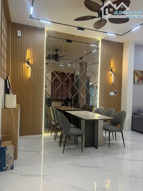 DT 7x12 trệt 2 lầu hẻm xe hơi phường Tân Thới Hiệp giá 6ty050 bớt lộc. - 3