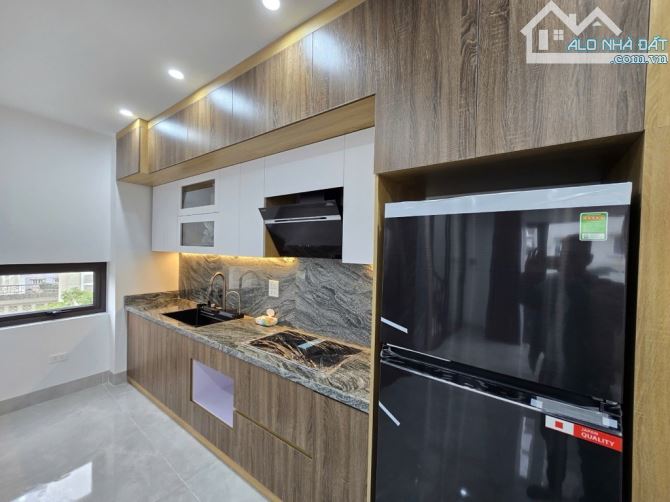 BÁN NHÀ NGỌC LÂM 40M2, 6 TẦNG THANG MÁY – FULL NỘI THẤT CAO CẤP, GẦN PHỐ ẨM THỰC - 3