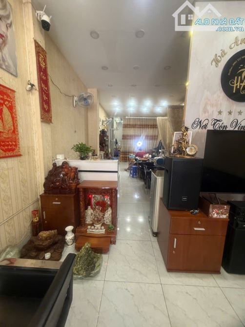Bán nhà dt 96m2 đúc 3 tầng mặt tiền đường Tân Thới Hiệp 07 gần công an quận 12 giá hơn 9ty - 3