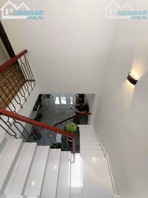 Nhà hẻm ô tô 5m Nam Kỳ Khởi Nghĩa, P7, Q3 DT 52m2 giá 3 tỷ 200, sổ hoàn công đủ - 3