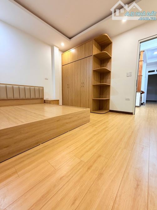Bán Nhà Ngọc Thụy, Long Biên, Ô Tô Đỗ Cửa. 50m2, 4T giá 8,8 tỷ (cam kết chuẩn) - 3