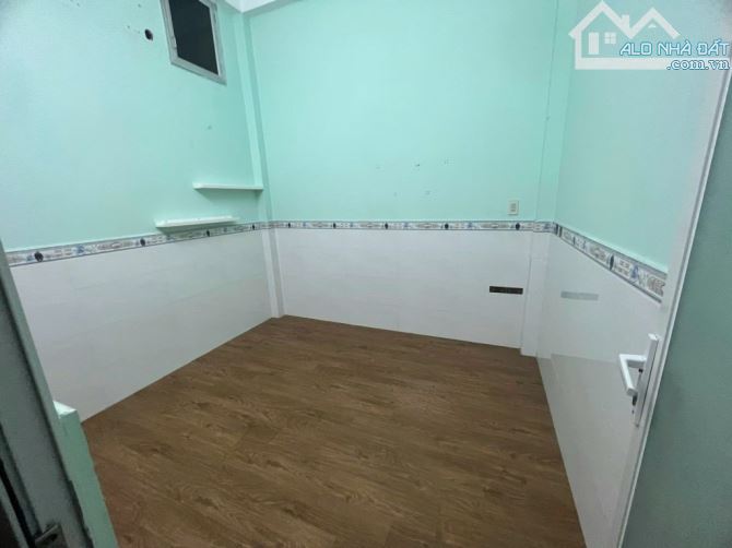 NHÀ GÒ VẤP DÀI 19M NGANG 4,3 GIÁ 7 TỶ 750 Ở ĐƯỜNG SỐ 3 P9 CÓ 3 TẦNG 5 PHÒNG NGỦ - 3