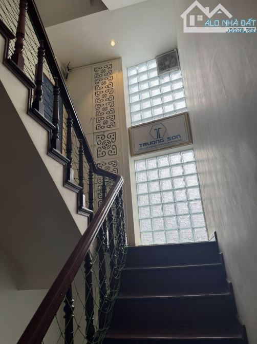 BÁN NHÀ MẶT PHỐ VIEW HỒ 41 tỷ 65m 8 TẦNG MT 6m VỈA HÈ Ô TÔ KINH DOANH LẠC LONG QUÂN TÂY HỒ - 3