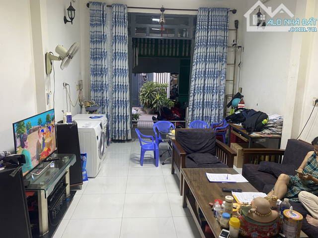 BÁN NHÀ NGAY TRƯƠNG PHƯỚC PHAN - BÌNH TÂN - HẺM XE TẢI - GẦN KHU TÊN LỬA - 3 TẦNG - 56M2 - 3