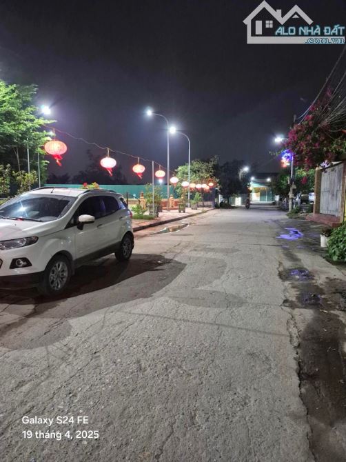 Bân mảnh đất Vạn Phúc hàng hiếm giá đầu tư 65m giá 2.4 tỷ - 3