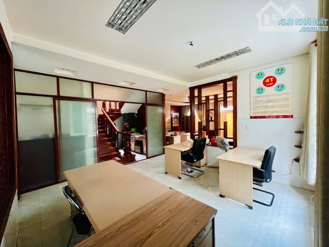 Biệt Thự 10x18m 1 Lầu Khu Vip Toàn Villa Biệt Thự-Gần Lê Trọng Tấn-Aeon Tân Phú - 3