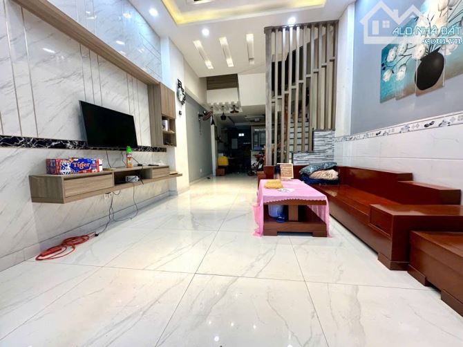 Bán nhà đẹp Tam Phú Thủ Đức, 64m2, 4PN, hẻm 6m, ngay chung cư Cây Keo, giá tốt! - 3