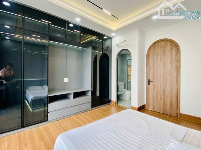 Siêu Phẩm Mặt Tiền💎Phạm Huy Thông, P.6💎4,7x14m 5 Lầu Thang Máy💎5PN 7WC💵15,5 Tỷ - 32
