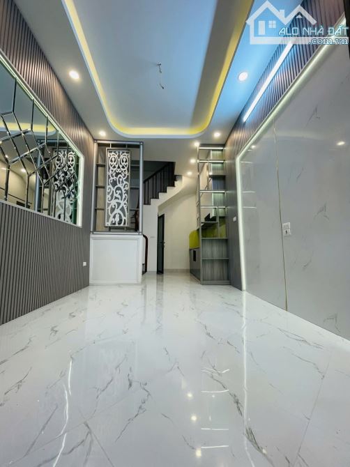 Công chúa tí hon! Siêu phẩm Đội Cấn 26m2, đẹp mê ly, full đồ, dân trí cao - 4