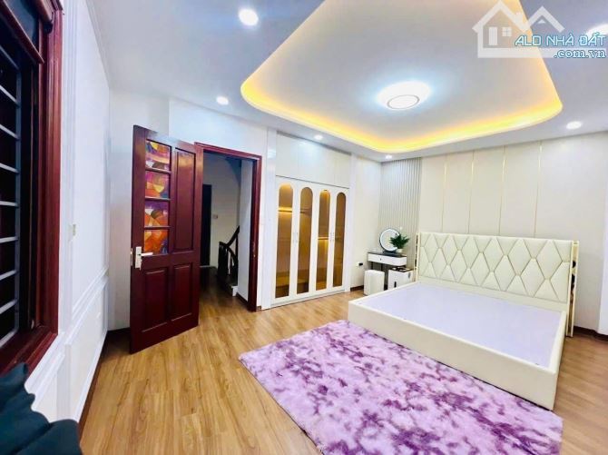 🆘🆘SIÊU GẦN PHỐ!15 M RA PHỐ -4 TẦNG ĐỘI CẤN - BA ĐÌNH-CHỈ HƠN 7 TỶ - 4