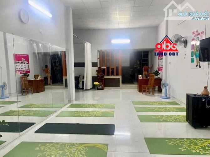 BÁN NHÀ CẤP 4 PHƯỜNG TÂN MAI GẦN ĐƯỜNG PVT - 4