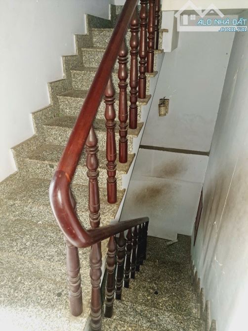 HÀNG HIẾM NGAY BV BÌNH TÂN - 1 SẸC BA GÁC THÔNG - 35M2 (4X9) 3 TẦNG ĐÚC - CHỈ NHỈNH 3 TỶ - 4