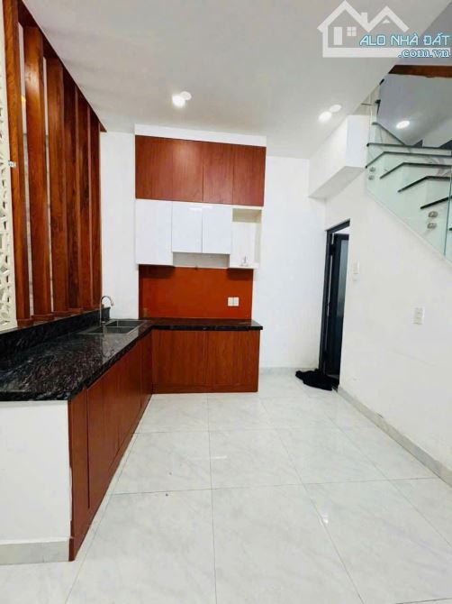 👉4.1 TỶ - HẺM 8M XE TẢI - 1/ ĐƯỜNG GÒ XOÀI - GIÁP TÂN PHÚ, LÊ THÚC HOẠCH - 40M2, 3 TẦNG - 4