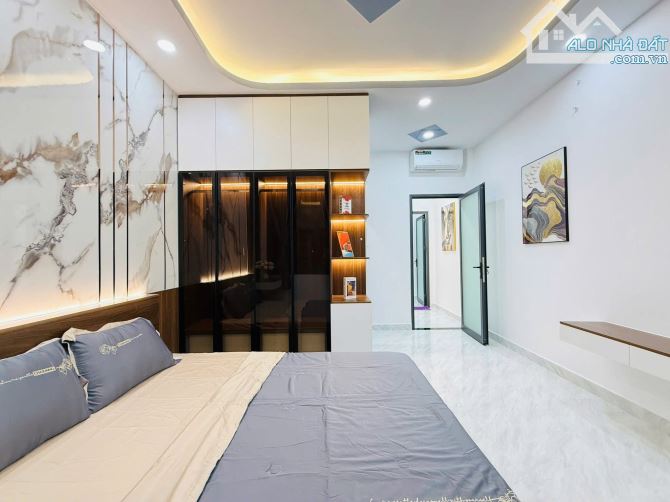 CHÚ DANH CẦN BÁN NHÀ ĐƯỜNG NGUYỄN VĂN LẠC, PHƯỜNG 19, BÌNH THẠNH - GIÁ:3TỶ660/64,9M2 HXH - 4