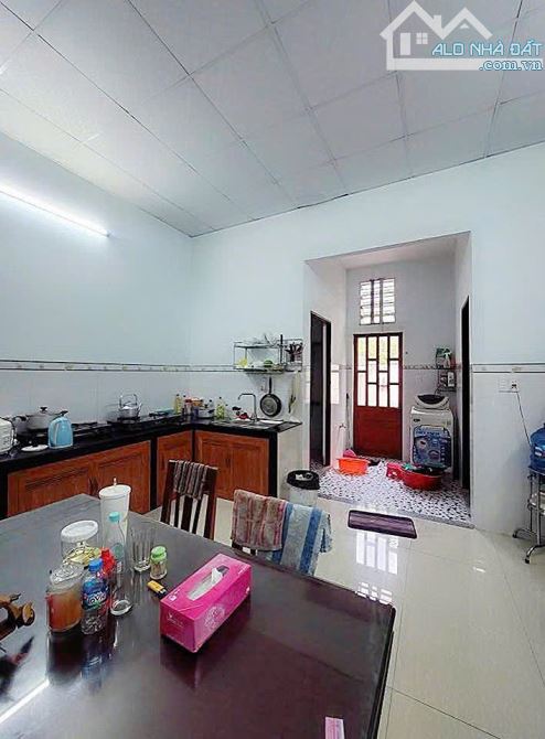 💥GẤP GẤP💥 BÁN NHÀ ĐỐI DIỆN TRƯỜNG THCS DT 100m2 GIÁ 725 TRIỆU SỔ RIÊNG - 4
