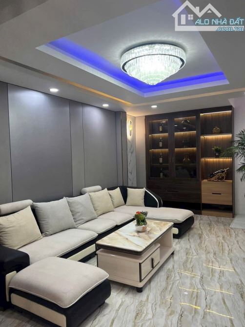 NHÀ ĐẸP,HẺM VIP 450/TÔ HIẾN THÀNH-Q10,Xây 2tầng-3pn Nhỉnh 3Tỷ190/58,8M2 Shr Gọi gấp em - 4