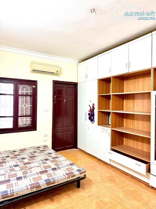 BÁN NHÀ PHÂN LÔ VẠN BẢO BA ĐÌNH 47m 5T Mt 4.6m GIÁ 17 TỶ NGÕ THÔNG Ô TÔ TRÁNH KINH DOANH. - 4