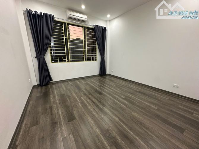 Bán nhà riêng Tựu Liệt , Linh Đàm - ô tô đỗ cạnh nhà chỉ nhỉnh 5 tỷ - 4