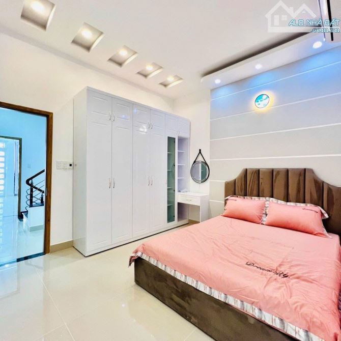 NHÀ ĐẸP GIÁ 3 TỶ 450TR  ĐƯỜNG NGUYỄN KIỆM, PHÚ NHUẬN, SỔ HỒNG RIÊNG, DT 61,5M2 - 4