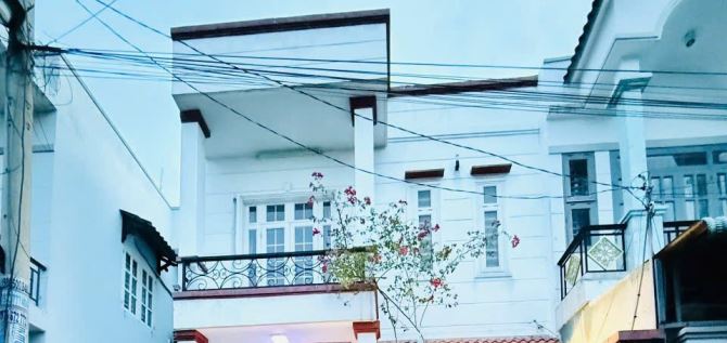 BÁN NHÀ BÀ ĐIỂM - 2 TẦNG 81M2 ( 6.2M X 13M) - ĐƯỜNG 8M THÔNG. - 4